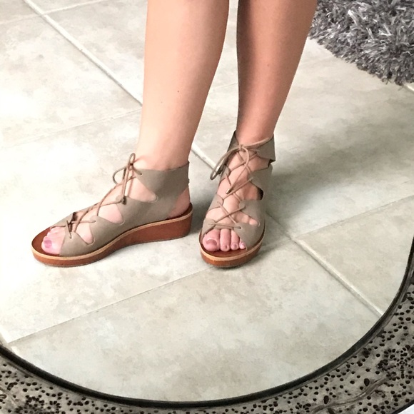 Lucky Brand wedges - Picture 2 of 10